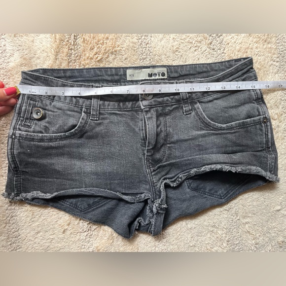 Topshop moto low-rise shorts - Picture 5 of 6